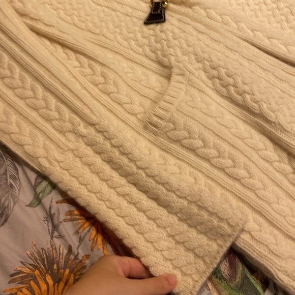 Loro Piana /  cream off white cable knit 100% Cashmere shawl Cardigan buckle XS - Picture 5 of 7